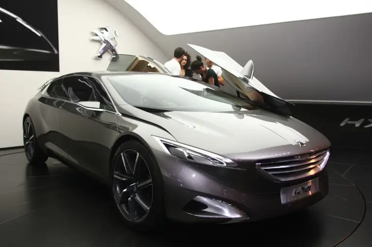 Peugeot Concept HX1 - Salone di Francoforte 2011 - 12