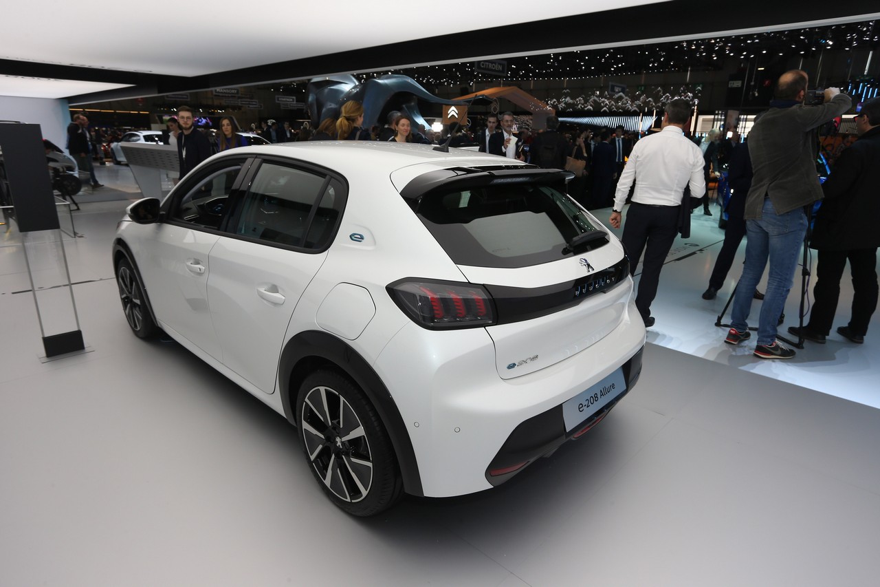 Peugeot e-208 Allure - Salone di Ginevra 2019