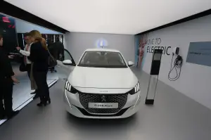 Peugeot e-208 Allure - Salone di Ginevra 2019