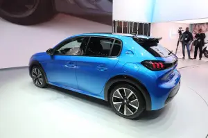 Peugeot e-208 GT - Salone di Ginevra 2019 - 11