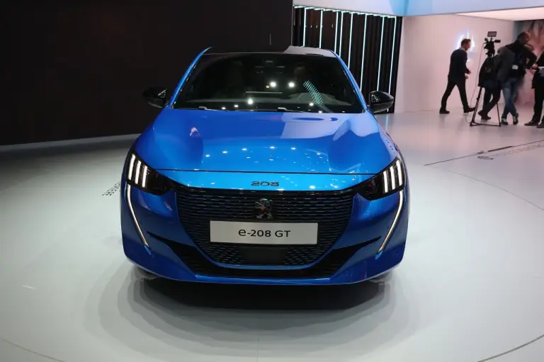 Peugeot e-208 GT - Salone di Ginevra 2019 - 14