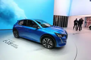 Peugeot e-208 GT - Salone di Ginevra 2019 - 6