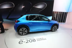 Peugeot e-208 GT - Salone di Ginevra 2019 - 8