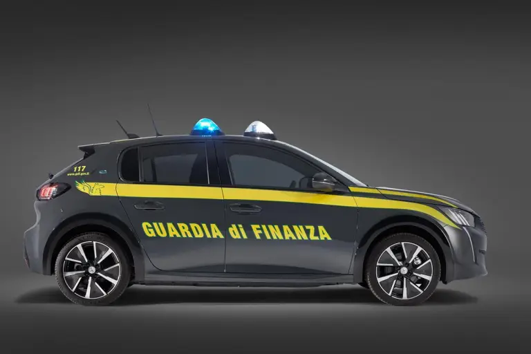 Peugeot e-208 - Guardia di Finanza - 3