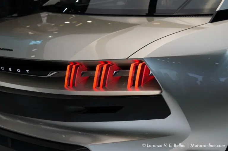 Peugeot e-Legend concept - Salone di Parigi 2018 - 11