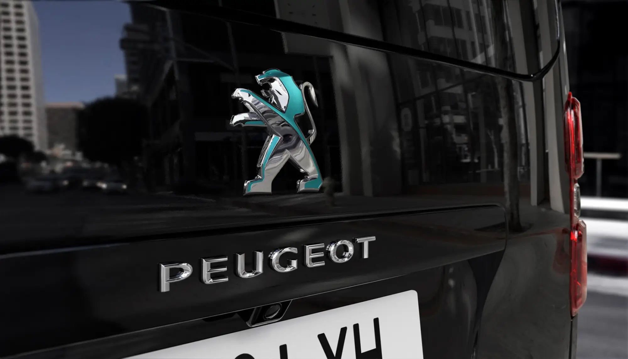 Peugeot e-Traveller - 14