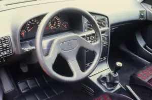 Peugeot - Evoluzione del volante