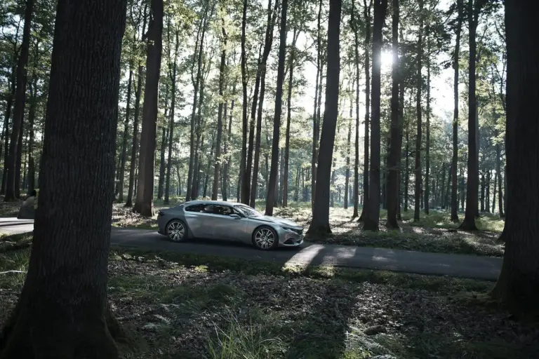 Peugeot Exalt Concept - Versione europea - 10