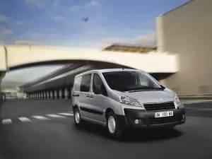 Peugeot Expert e Partner 2012