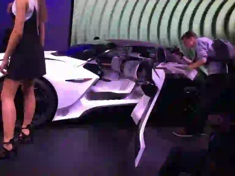 Peugeot Fractal concept - Salone di Francoforte 2015 - 12