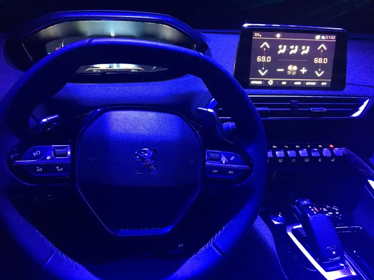 Peugeot i-cockpit MY2016 - 12