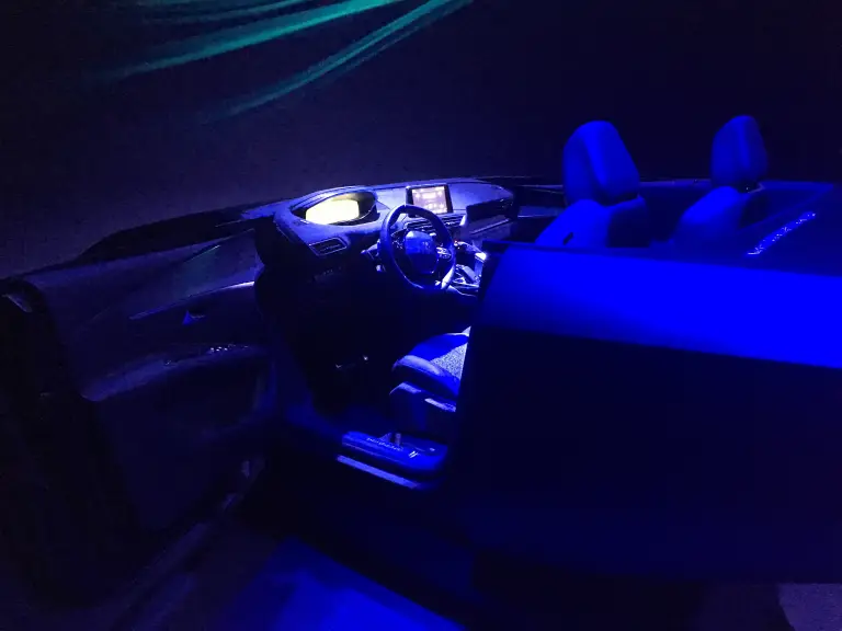 Peugeot i-cockpit MY2016 - 15