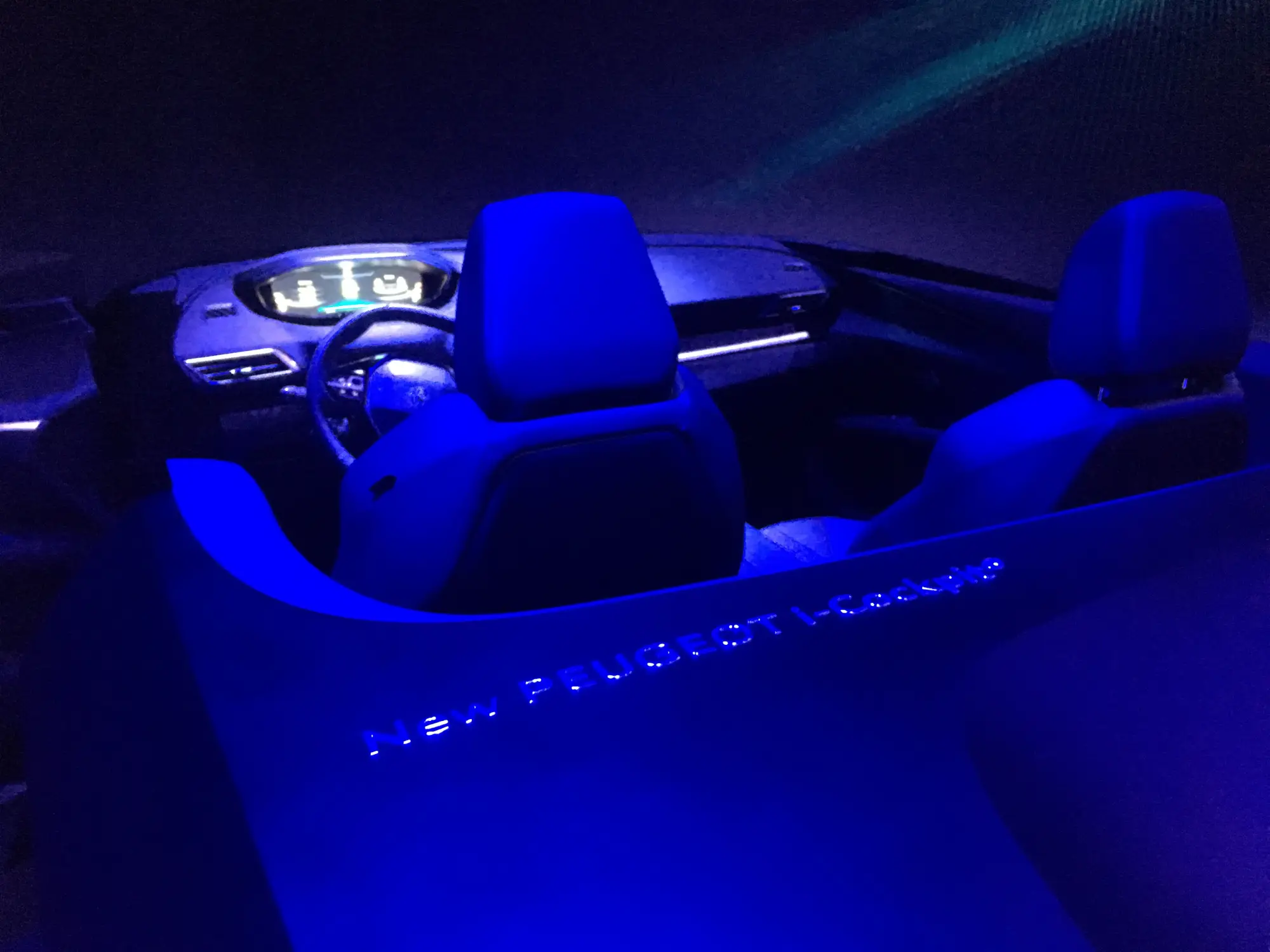 Peugeot i-cockpit MY2016 - 17