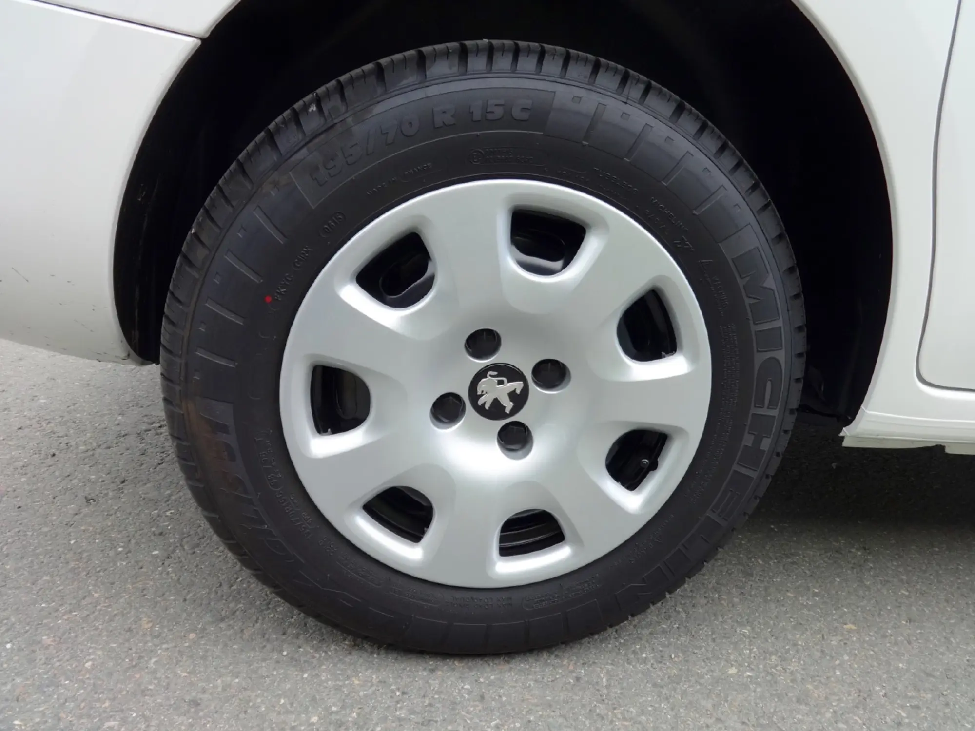 Peugeot Partner MY 2015 - Primo Contatto - 17