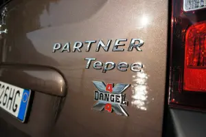 Peugeot Partner Tepee 4x4 Dangel - Prova su strada
