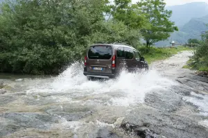 Peugeot Partner Tepee 4x4 Dangel - Prova su strada