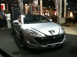 Peugeot RCZ Asphalt - Milano Fashion Week 2011 - 1