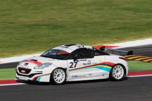 Peugeot RCZ R Cup 2014 - 2
