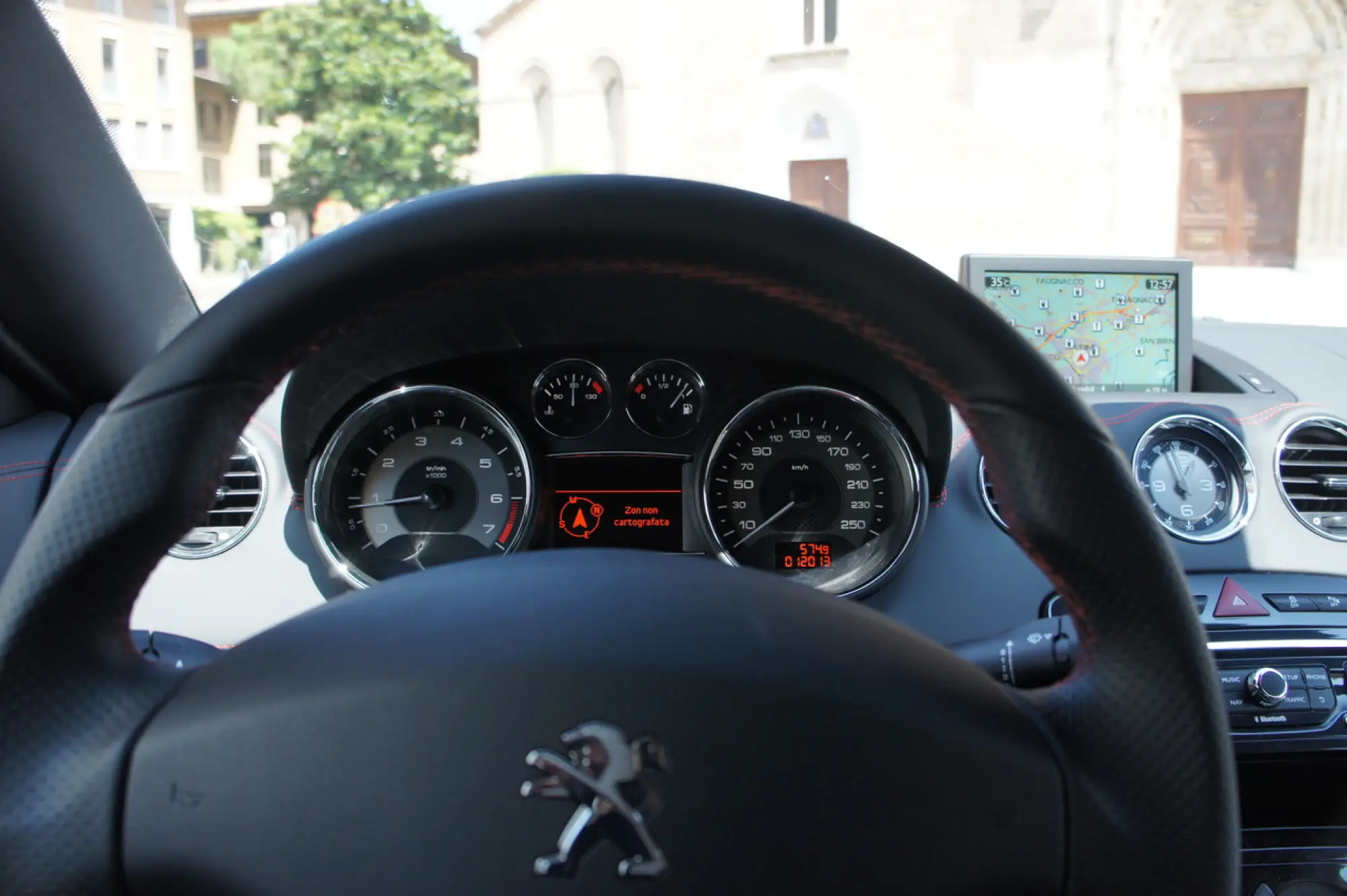 Peugeot RCZ R - Prova su strada 2014 - 43