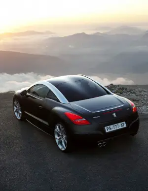 Peugeot RCZ - 4