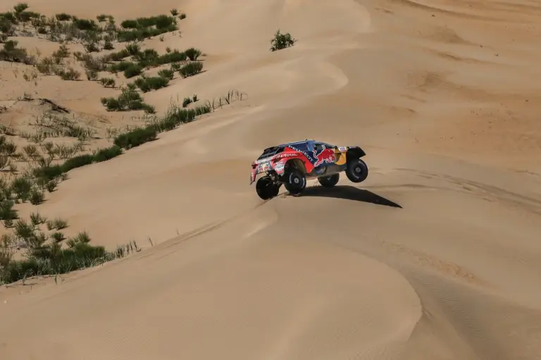 Peugeot Sport al Silk Way Rally 2016 - tappa 14 - 1