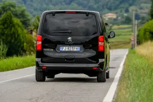 Peugeot Traveller 2019