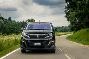 Peugeot Traveller 2019