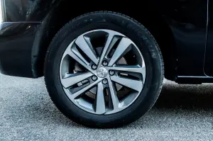 Peugeot Traveller MY 2017 - Prova su Strada