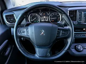 Peugeot Traveller MY 2017 - Prova su Strada