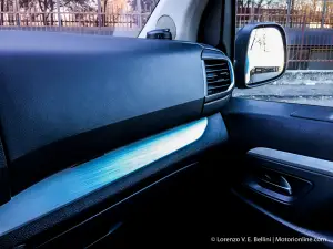 Peugeot Traveller MY 2017 - Prova su Strada