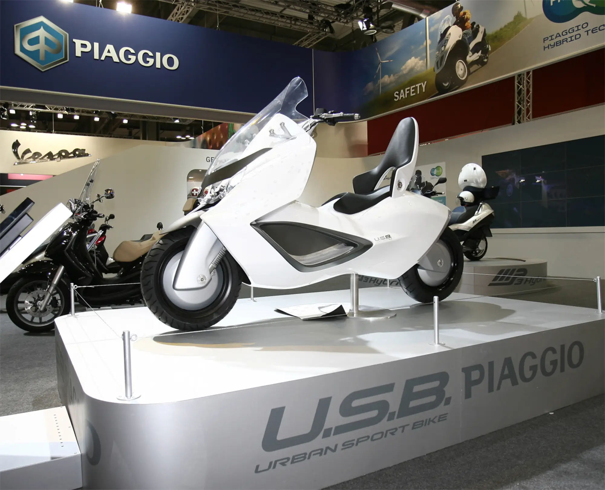 Piaggio USB Concept - 2