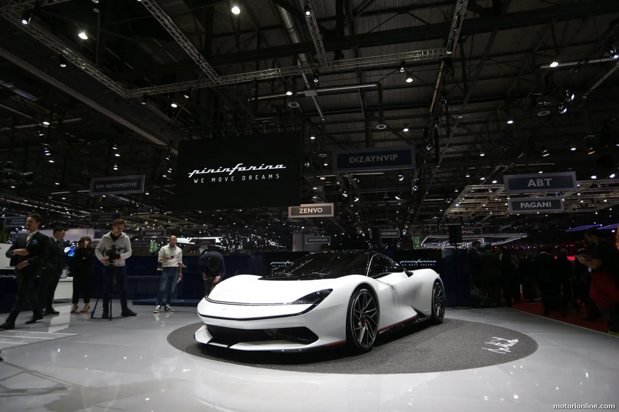 Pininfarina Battista Foto Live - Salone di Ginevra 2019 - 4