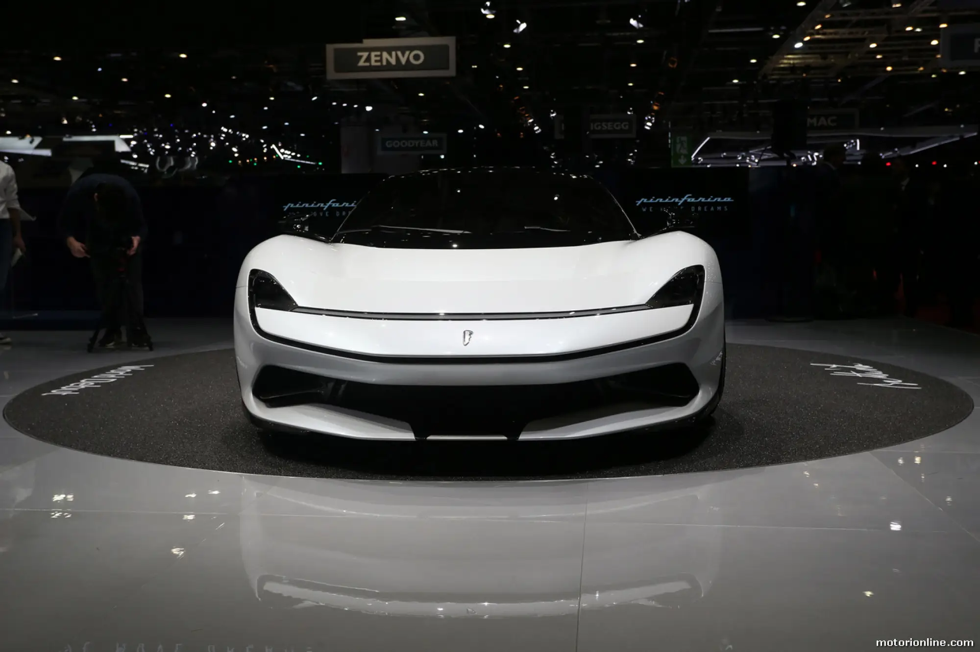 Pininfarina Battista Foto Live - Salone di Ginevra 2019 - 5