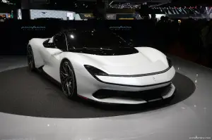 Pininfarina Battista Foto Live - Salone di Ginevra 2019