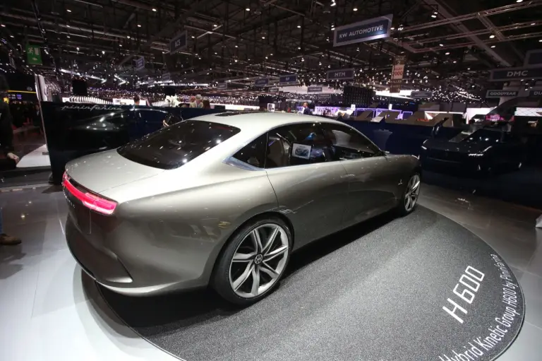 Pininfarina H600 Hybrid - Salone di Ginevra 2017 - 9