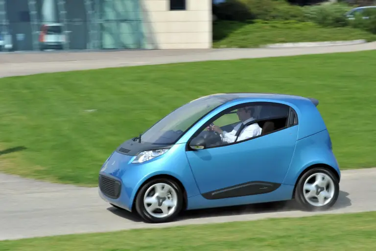 Pininfarina Nido EV - 8
