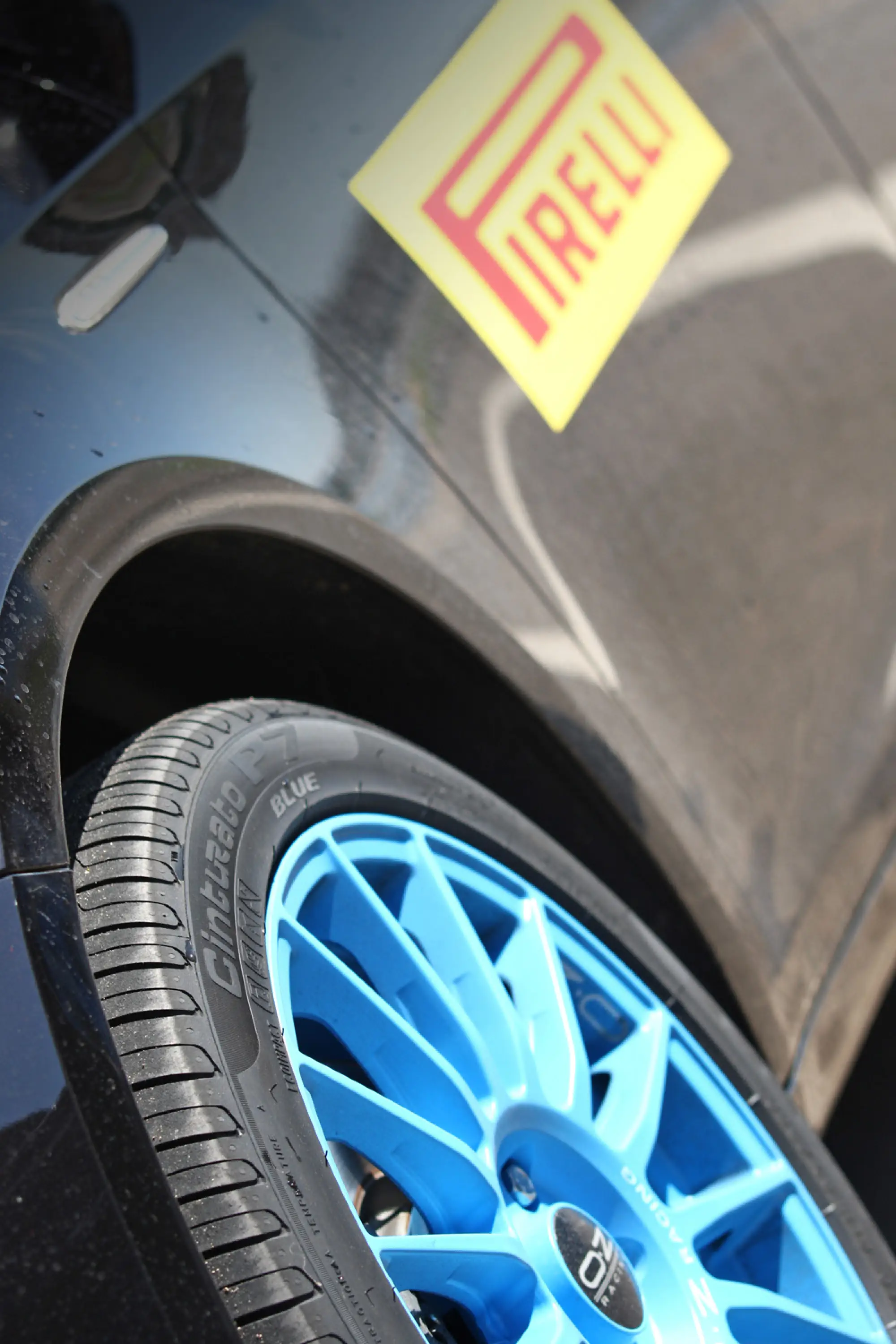 Pirelli Cinturato P7 Blue - 28