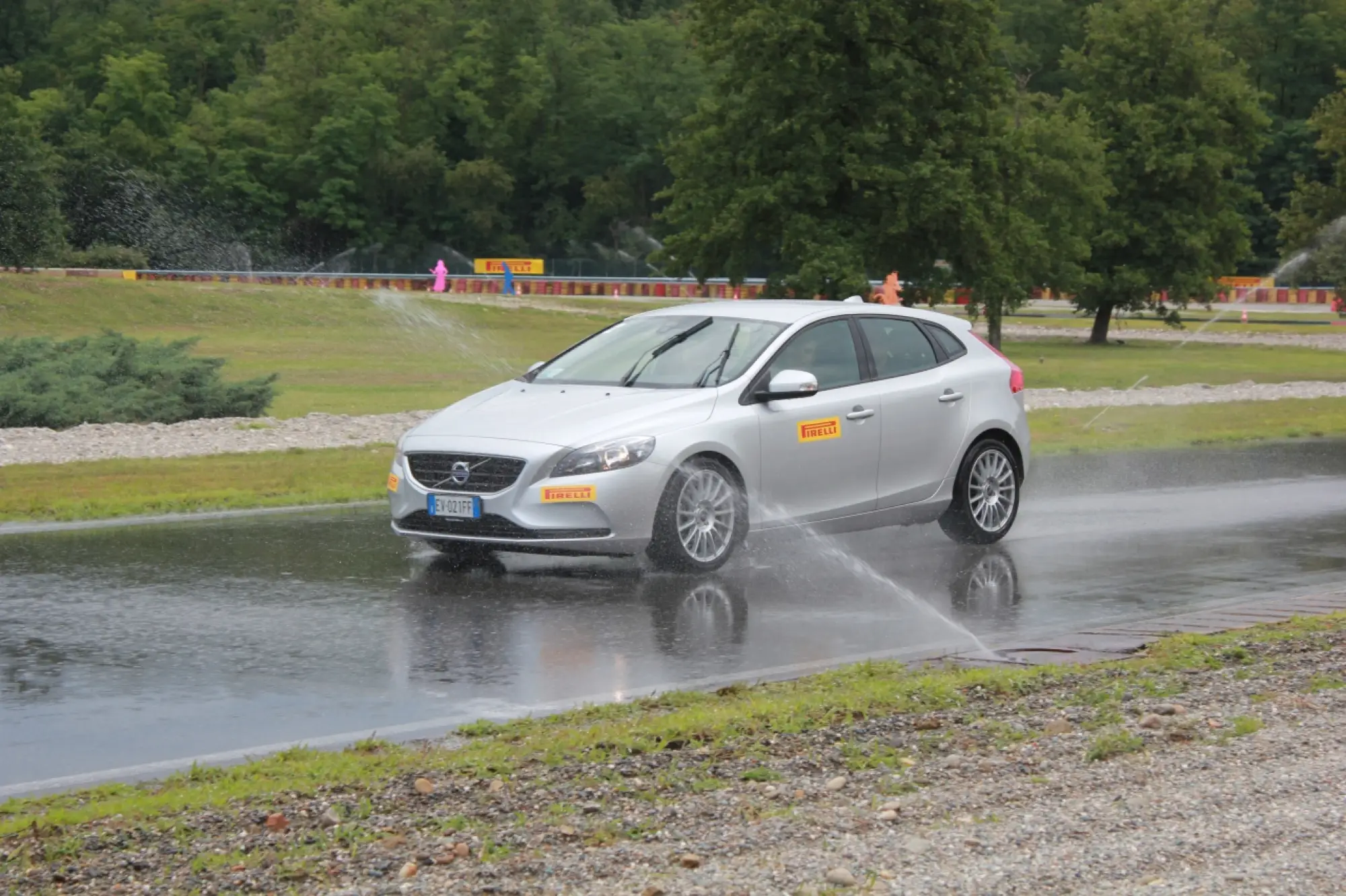Pirelli e Polizia Stradale - Travelling Safe 2014 - 2