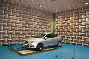 Pirelli - Visita ai reparti di Ricerca e Sviluppo
