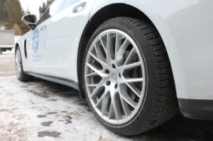 Pirelli Winter Sottozero 3 e nuova Porsche Panamera