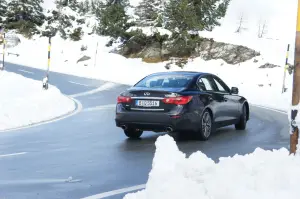 Pirelli Winter Sottozero e Infiniti Q50S Hybrid AWD 2014 - 20