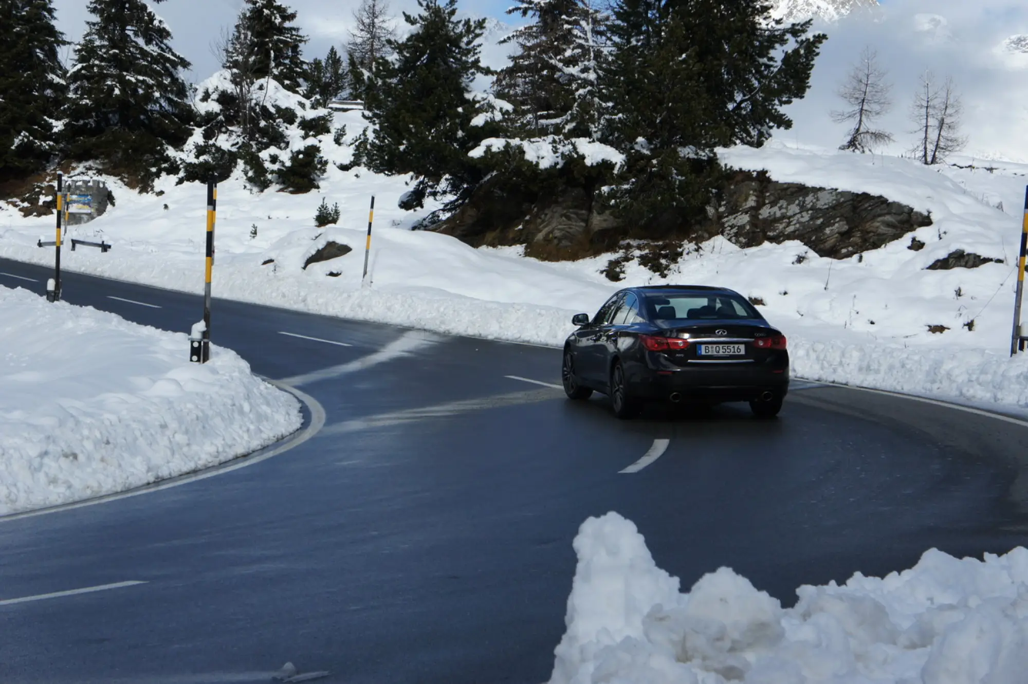Pirelli Winter Sottozero e Infiniti Q50S Hybrid AWD 2014 - 21