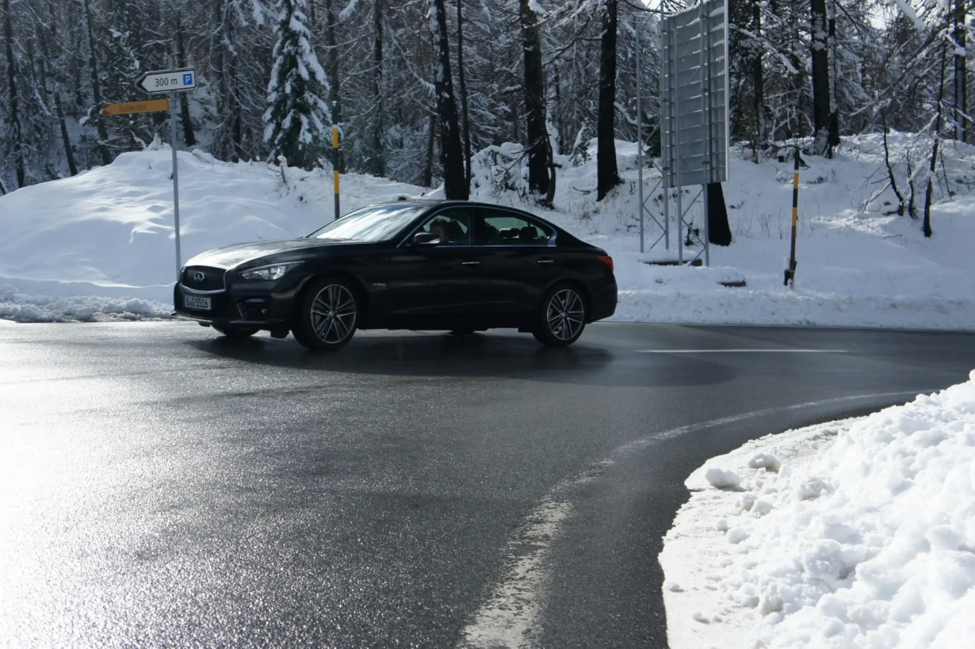 Pirelli Winter Sottozero e Infiniti Q50S Hybrid AWD 2014 - 30