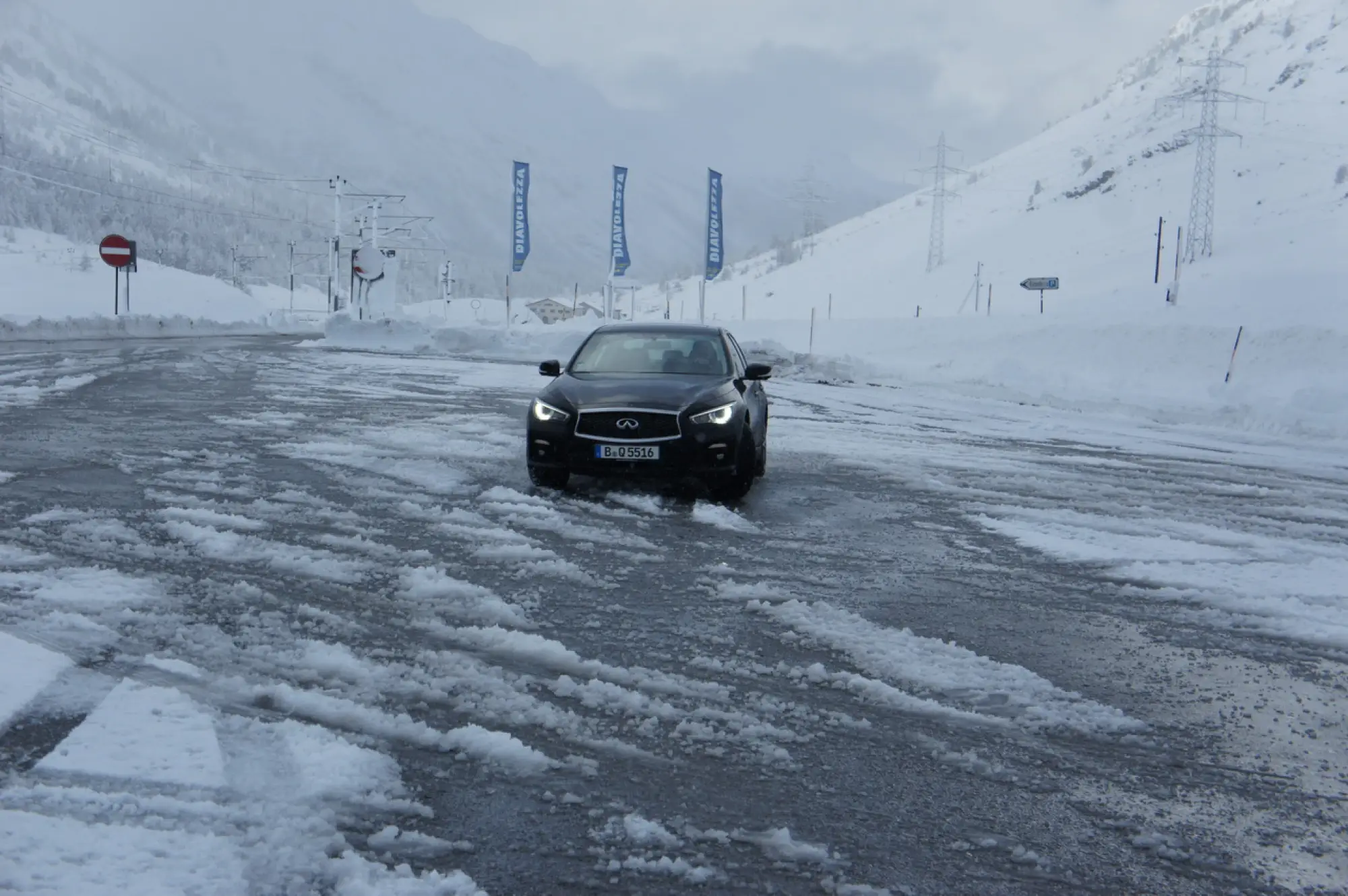 Pirelli Winter Sottozero e Infiniti Q50S Hybrid AWD 2014 - 73
