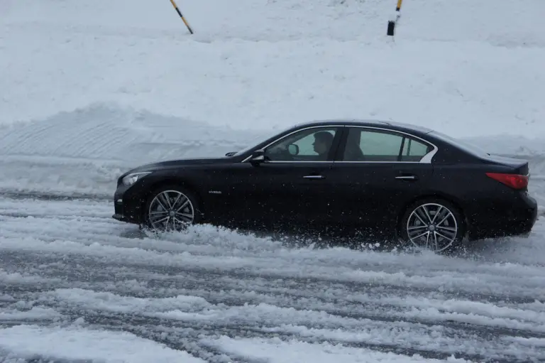 Pirelli Winter Sottozero e Infiniti Q50S Hybrid AWD 2014 - 77