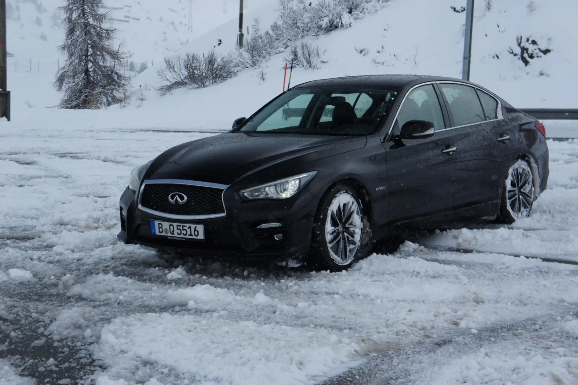 Pirelli Winter Sottozero e Infiniti Q50S Hybrid AWD 2014 - 88