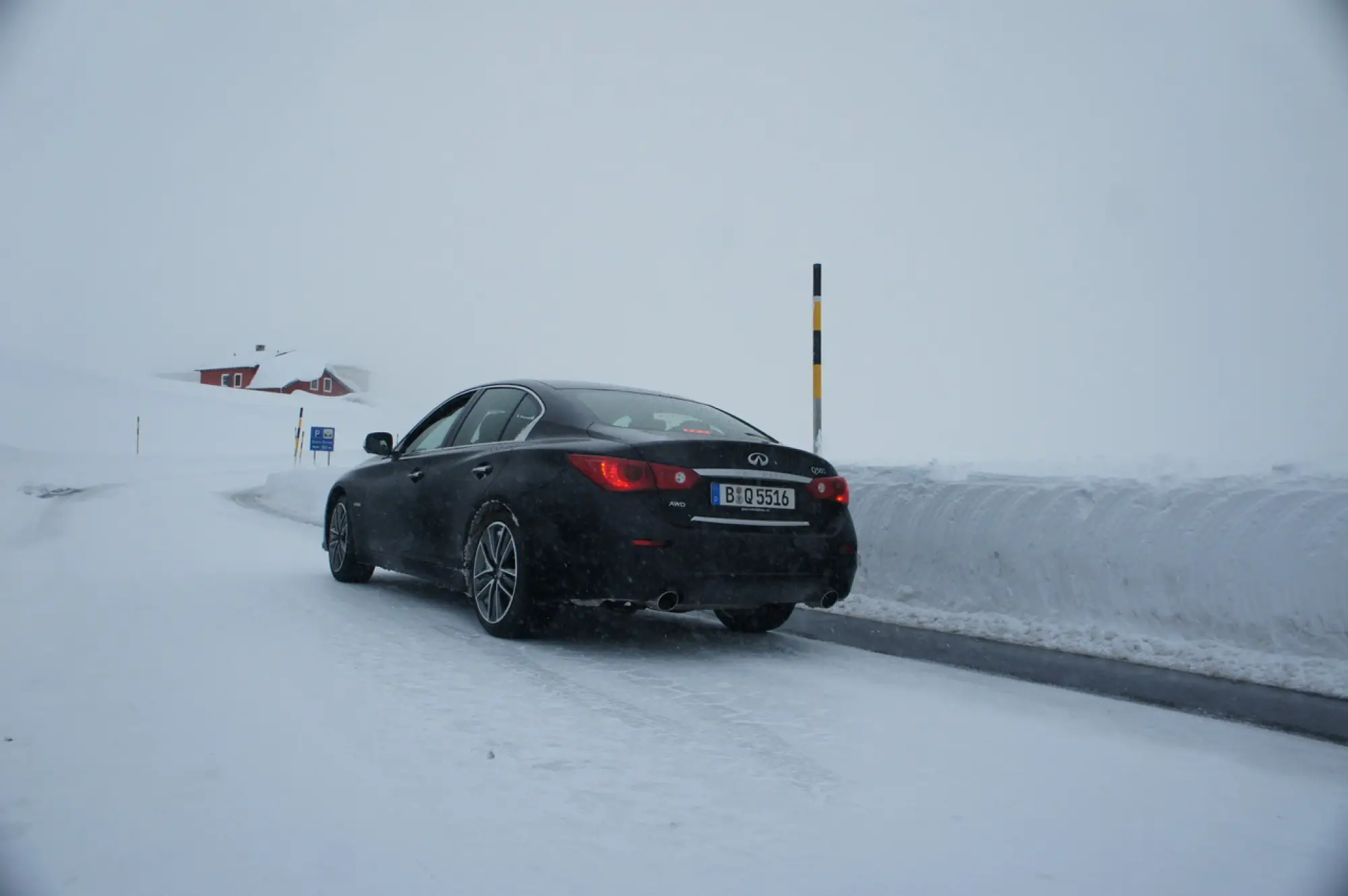 Pirelli Winter Sottozero e Infiniti Q50S Hybrid AWD 2014 - 98