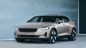 Polestar 2 2022: prova su strada