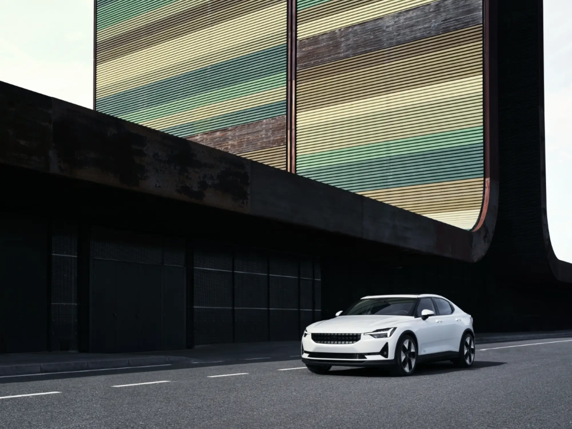 Polestar 2 2022: prova su strada - 5