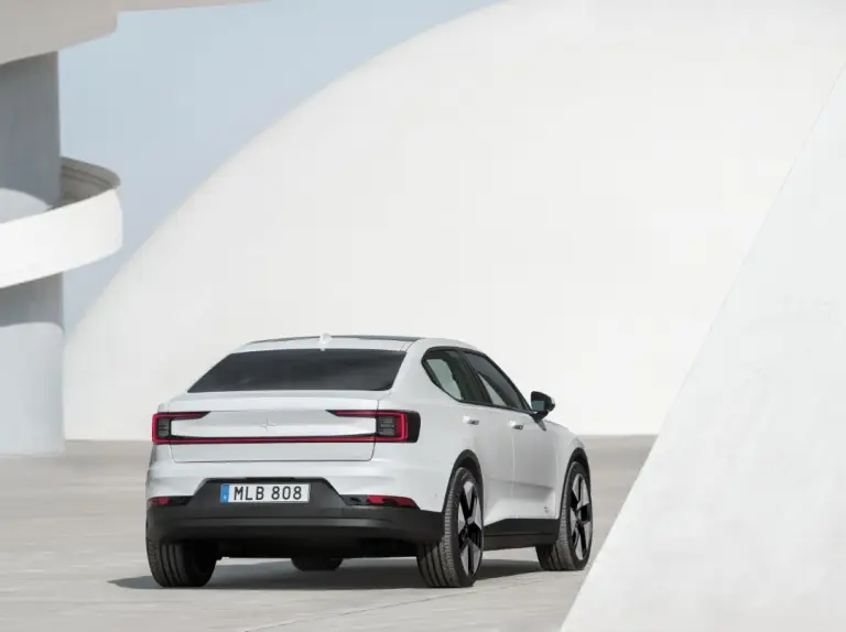 Polestar 2 2022: prova su strada - 8